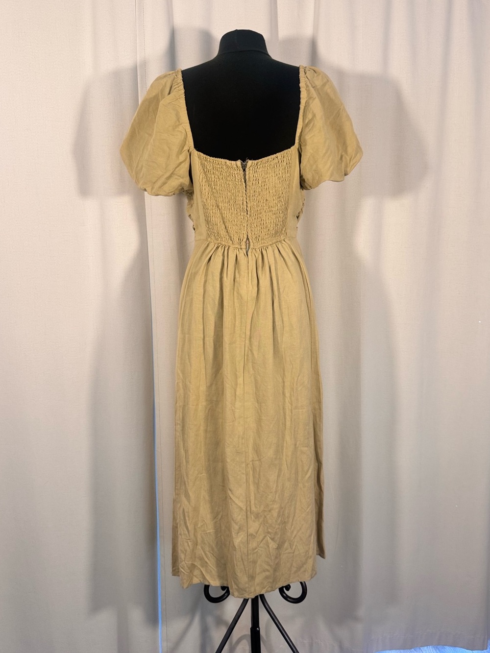 ASTR The Label Dusty Yellow Puff Sleeve Midi Dress - Picture 4 of 9